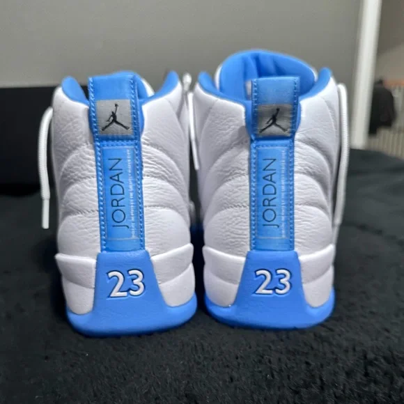 mens retro jordan 12s, university blue - Picture 4 of 5